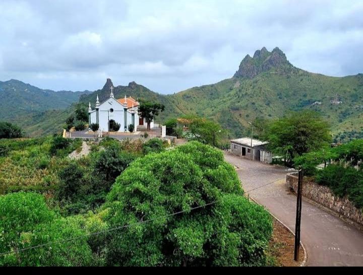 Splanada Poilon Assomada Exterior foto
